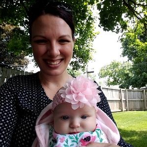 Meet your Posher, Traci